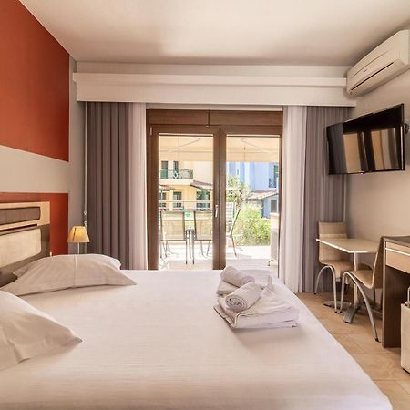 Dafni'S Seaside Luxury Studios Nikiti  Dış mekan fotoğraf
